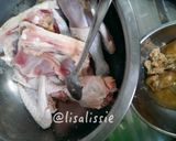 Foto langkah ke 1 dari resep Ayam Kampung Cabe Hijau versi Pakai Santan / Itiak Lado Mudo Padang.