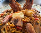 Foto del paso 11 de la receta: Paella de arroz con gambas y calamarchines 😜