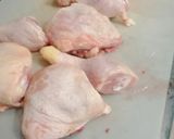 Une image de l'étape 2 de Cuisse de poulet sauce soja et miel.