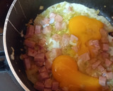 Foto del paso 2 de la receta: Revuelto de cebolla y jamón de pavo