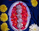 A picture of step 5 of Rakhi Special Mawa Chocolate Laddu.