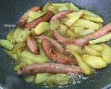Foto del paso 3 de la receta: Salchichas de pollo al ajo cabañil