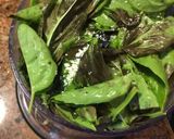 A picture of step 1 of Besil pesto sauce with parmesan cheese.