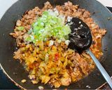 A picture of step 5 of Dry dandan noodles.