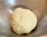 Foto langkah ke 1 dari resep Tuna Melt Pan Pizza (Basic Dough).