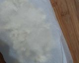A picture of step 4 of Chocolaty Rice Rolls.