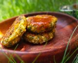 A picture of step 7 of Stuffed moong dal tikki.