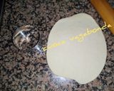 Foto del passaggio 3 della ricetta Focaccine in Padella (senza Uova)