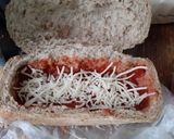 Töltött teljeskiörlésű veknik recept fázis 3 fotója