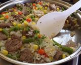 Foto del paso 5 de la receta: Paella de carne posta rosada