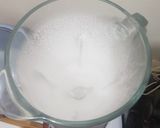 Foto del paso 1 de la receta: Pisco sour con azúcar flor.🥂