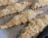 Réteges Sajtos kifli 🧀🥐 recept fázis 3 fotója