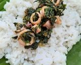 Foto langkah ke 5 dari resep Nasi Bakar Cumi Daun Singkong.
