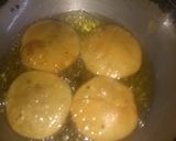 A picture of step 11 of Peas kachori.