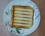 A picture of step 10 of Yummy Mayo Sandwich.