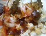 A picture of step 18 of Samosa chaat.