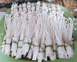 Foto langkah ke 3 dari resep Jamur Enoki Crispy.