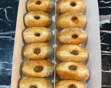 A picture of step 5 of Fuflfy donuts.