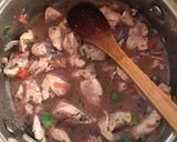 Foto del paso 2 de la receta: Pollo al tinto 🍷