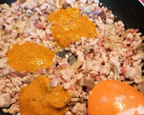 Foto del paso 5 de la receta: Pimientos rellenos con setas picadillo de pollo y salsa ranchera