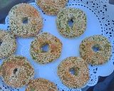 Foto langkah ke 6 dari resep Donat Pisang Wijen.