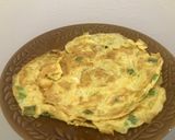Foto langkah ke 4 dari resep [201] Telur Dadar Daun Bawang.