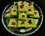 A picture of step 4 of Lazawab Lauki Burfi.