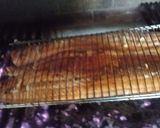 Foto del paso 5 de la receta: Asado a la parrilla de salmón rosado con salsa de queso