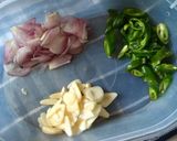 Foto langkah ke 2 dari resep Jamur Pedas Manis.