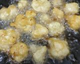 Foto langkah ke 3 dari resep 4.11 Kembang Kol Goreng Tepung.