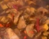Foto langkah ke 2 dari resep Ayam Kecap Kuah Saos Pedas.