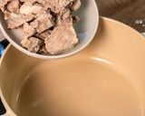 【老菜脯香菇栗子排骨湯】小雪節氣燉湯，暖心暖胃好溫暖的食譜步驟1照片