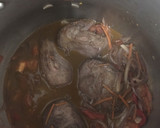 Foto del paso 3 de la receta: Carrillada al vino tinto