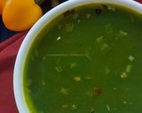 A picture of step 5 of Spinach Clear Soup.