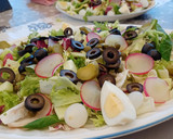 Foto del paso 4 de la receta: Ensalada de vacaciones y amigos 🤠😃