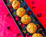 A picture of step 9 of Soybean flour laddu.