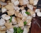 Foto langkah ke 2 dari resep Tumis Tahu Lada Hitam.
