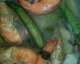 Sinigang na Hipon (Filipino Shrimp Tamarind/Sour Soup) recipe step 5 photo