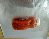 Foto del paso 4 de la receta: Salmón en papillote cocinado en sartén