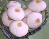A picture of step 3 of Pineapple cookies.