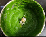 பாலக் கோகனட் ரோல்டு  சப்பாத்தி (Spinach coconut rolled chapathi recipe in tamil) ரெசிபி ஸ்டேப் 2 புகைப்படம்
