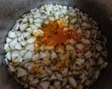 A picture of step 2 of Sambhar.