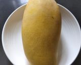 A picture of step 1 of Juicy Mango.