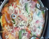 ऑमलेट पिझ्झा (omlette pizza recipe in marathi) रेसिपी स्टेप 6 फोटो 