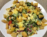 Foto del paso 8 de la receta: Menestra de verduras con patatas fritas y queso