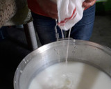Foto del paso 3 de la receta: 🌼 Atole blanco con bigote