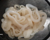 Foto del paso 1 de la receta: Calamares en salsa