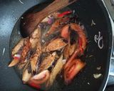Foto langkah ke 4 dari resep Pindang Tongkol Kuah Kemangi.