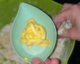 Foto langkah ke 2 dari resep Garlic cheese bread (roti bawang putih) ala2 emak2 lainnya.