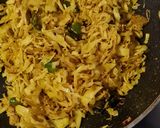 ক্যাবেজ এগ স্টর ফ্রাই (Cabbage Egg Stir Fry recipe in Bengali) রেসিপির ধাপ 2 ছবি